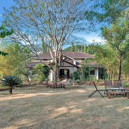 Saffronstays Laburnum House, Wada - Palghar Bagian luar foto