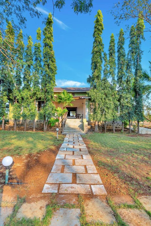 Saffronstays Laburnum House, Wada - Palghar Bagian luar foto